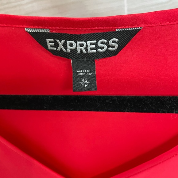 EXPRESS TOP - Picture 3 of 4